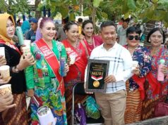 Even 6.300 Perempuan Berkebaya Minum Kopi Meriah