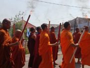 Waisak 2568 BE, Pengambilan Api Dharma di Mrapen Diikuti Ratusan Umat Buddha
