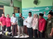 Kader PDI Perjuangan Grobogan Setyohadi Daftar Cabup ke PKB