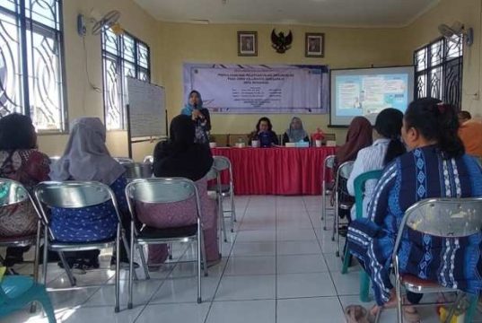 Tim PkM USM Beri Pelatihan Pajak Penghasilan ke UMKM Tambakrejo