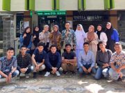 Prof Bahtiyar Fasilitasi Anak Pulau Bawean Kuliah Gratis di Unissula