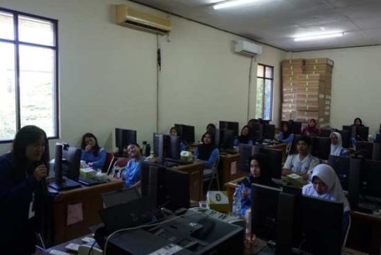Mahasiswa Ilkom USM Beri Pelatihan Public Speaking dan Personal Branding