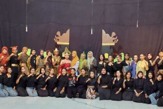 Projek Bahasa Indonesia, SMKN 1 Kedung Gelar Pementasan Musikalisasi Puisi dan Drama