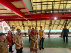 Wali Kota Terima Penyerahan Rumah Apung Tambaklorok dari Kemen PUPR, Minta Warga Ikut Merawat dan Memanfaatkan