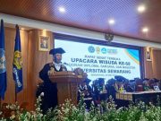 Rektor USM Mewisuda 522 Lulusan