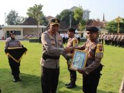 30 Personel Sat Samapta Polresta Surakarta Mendapat Penghargaan dari Kapolresta