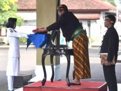 Spektakuler, Bernuansa Nusantara Diwarnai Penyerahan 10 Juta Bendera