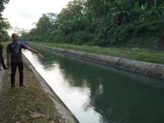 Mandi di Saluran Wadaslintang, Dua Anak Hanyut dan Meninggal