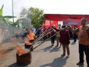 Kejari Batang Musnahkan Ribuan Obat Terlarang dan Ganja