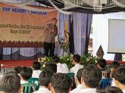 Anggota Polri Sosialisasikan Bahaya Kenakalan Remaja di SMPN 1 Sapuran