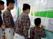Warga Madrasah Aliyah Al Kahfi Jepara Deklarasi Komitmen Madrasah Aman dan Sehat