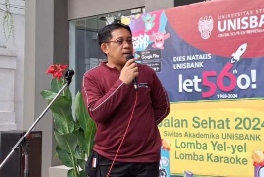 Dies Natalis ke-56, Unisbank Gelar Jalan Sehat dan Lomba Karaoke