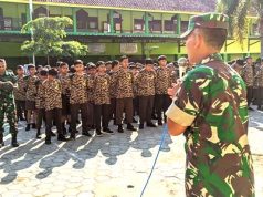 Mengundang Tentara untuk Melatih Siswa