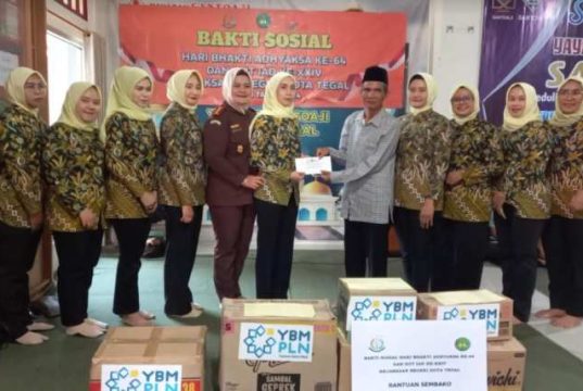 Kejari Kota Tegal, Baksos Peduli Stunting dan Santunan Anak Yatim