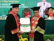 Pj Bupati Bangkalan Arief Moelia Raih Gelar Profesor di Unissula