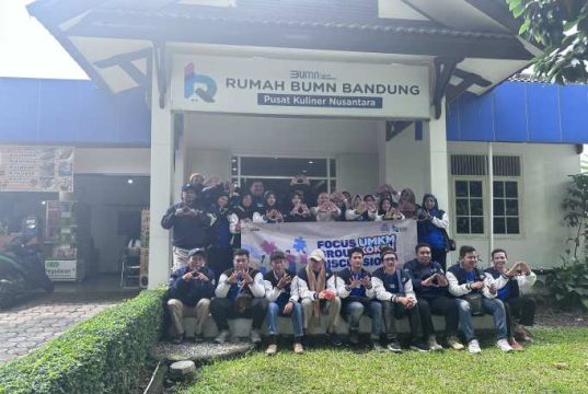 Rumah BUMN Semen Gresik Ajak 20 UMKM KOKOH Lakukan ‘Benchmarking’ ke RB Bandung