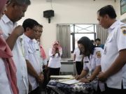 Keluarga Sekolah Tidak Diperkenankan Jual Seragam Sekolah
