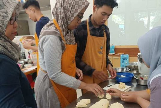85 Mahasiswa FTP USM Ikuti Pelatihan di PT Sriboga