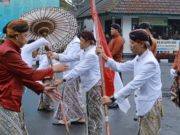Bupati Serahkan Songsong Agung, Awali Rangkaian Peringatan Hari Jadi Ke-199 Wonosobo