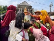 Mengenal Lebih Dekat ‘Pager Gesek’, Tradisi Unik Warga Srikandang Jepara