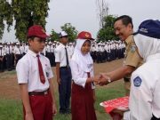 MPLS SMPN 1 Welahan, Rofi’i, S.Pd., M.Pd: Orang Sukses Harus Pandai Beradaptasi dengan Lingkungannya.