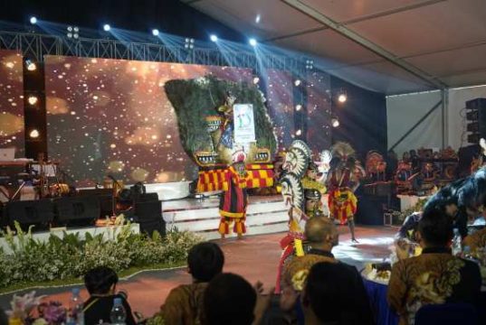 Nguri-Uri Seni Budaya Tradisi, PT Semen Gresik Dampingi Kelompok Kesenian Reog Singo Wahyu Wibowo