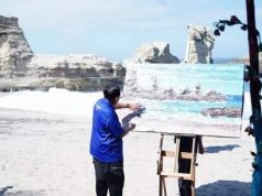 SBY Melukis Keindahan Pemandangan Wisata Bahari Pantai Klayar