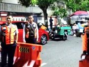 Sore Kethek Ogleng dan Reog, Malam Band Kotak dan Ngatmombilung
