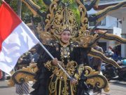 Pawai Pembangunan, Batang Usung Ragam Kostum Edukatif