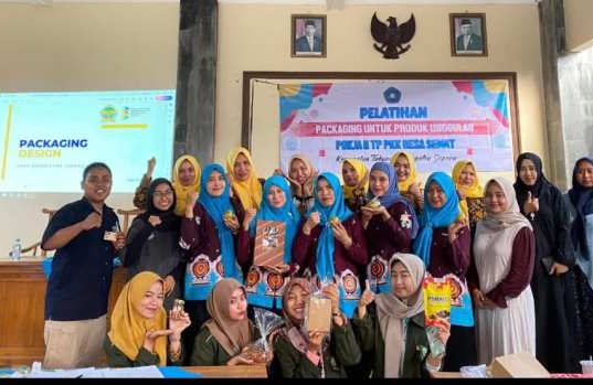 KKN Unisnu Berkolaborasi dengan PKKP Jawa Tengah dalam Kegiatan Pelatihan di Desa Semat