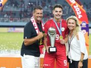 Jens Raven, Gol-gol dalam Bayangan