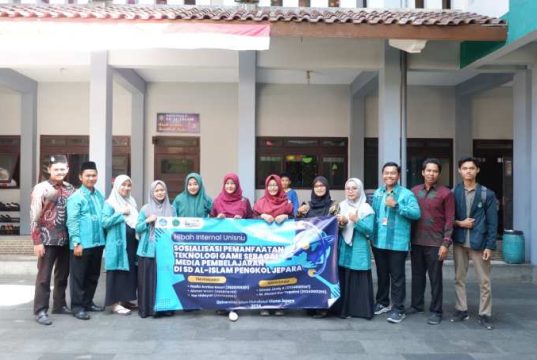 Tim Pengabdian Masyarakat Unisnu Jepara Terapkan Pembelajaran Game ‘Aritmatika Dungeon’ di SD Al-Islam Pengkol