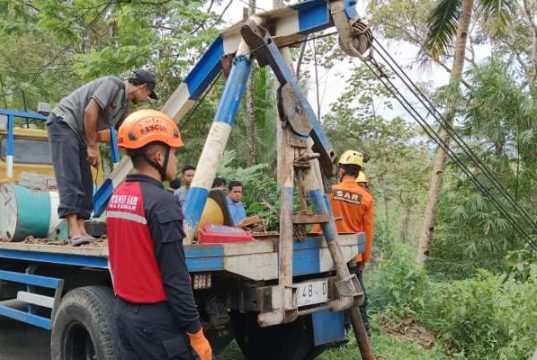 3 Korban Luka, Minibus Masuk Jurang di Dempes Kaliwiro