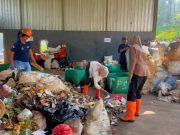 KKN Unisnu Laksanakan Program TPS3R Pager Bumi di Desa Menawan