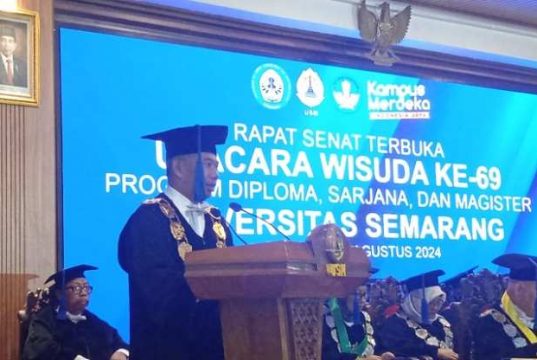 Wisuda Ke-69 USM, Rektor: Jadilah Kreator yang Baik