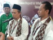 Gus Itab-Mas Sidqi Daftar Cabup-Cawabup ke KPU Wonosobo dengan Jalan Kaki