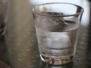 Tips Bangun Tidur Tetap Bugar, Minum Air Putih Salah Satunya