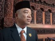 Mbalelo Perintah Prabowo, Anggota Fraksi Gerindra ini Tetap Dukung Sam’ani-Bellinda