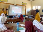 Tim KKN Untidar Magelang Literasi Digital Bagi Siswa SD Kebonrejo tim KKN