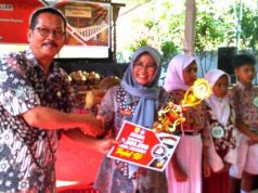 MI Al Amin Memenangi Lomba Seni Karawitan