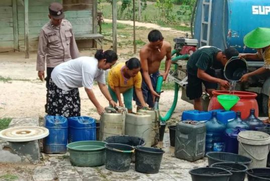 Mitra PWI Blora Bantu Air Bersih ke Warga Desa Sendangagung