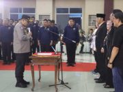Kapolres Tegal Kota Serahkan 36 Personel Walpri kepada Paslon Walikota