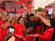 Ribuan Banteng Tua Siap Menangkan Mbak Agustin-Mas Iswar