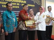 Pemkot Semarang Raih Penghargaan Pengawasan Kearsipan Terbaik Se-Jawa Tengah