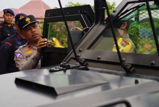Polda Jateng Lepas Keberangkatan Personel Walpri Calon Kepala Daerah