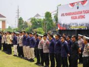 Lepas Keberangkatan Personel Walpri, Wakapolda Jateng Berpesan Tetap Jaga Netralitas dan Profesionalitas