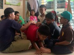 Permainan Tradisional ‘Cublak-cublak Suweng’ Diperkenalkan Mahasiswa KKN Unisnu di Malaysia