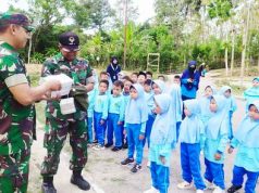 Puluhan Anak TK Diperkenalkan Cara Tentara Bermalam di Hutan