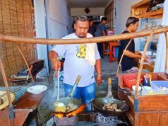 Sate Buntel Kambing Khas Solo “Bu Ragils” Buka di Jalan Pemuda Kebumen