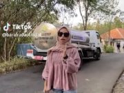 Beredar Video Relawan Cabup Purworejo Pakai Mobil Plat Merah Berlogo PUPR untuk Kampanye di Medsos